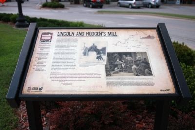 Lincoln and Hodgen's Mill Marker image. Click for full size.