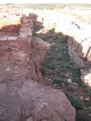 Lomaki Pueblo & Box Canyon image. Click for full size.