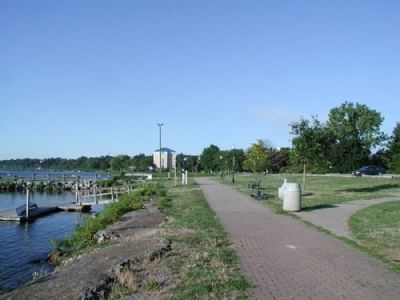 Cayuga-Seneca Canal Entrance Marker as seen facing south image. Click for full size.