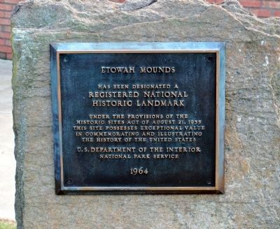 Etowah Mounds National Historic Landmark Plaque image. Click for full size.