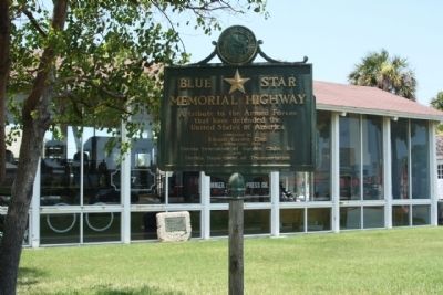 Porter Wood Burning Locomotive Marker and the Ribault Garden Club Blue Star Highway image. Click for full size.