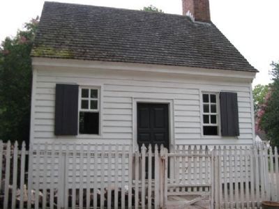 George Wythe House and Gardens outbuildings image. Click for full size.