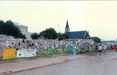 Oklahoma City Children's Memorial Fence in May 1996 image. Click for full size.