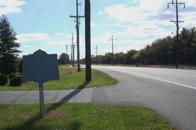 Governor Ross Mansion Marker, looking south along Ross Station Road image. Click for full size.