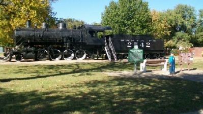 Santa Fe Locomotive Engine No. 2542 and Marker image. Click for full size.