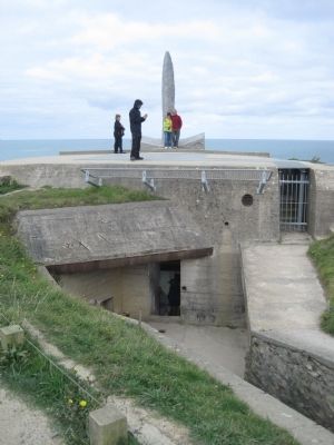 Entrance to the Observation Bunker and Machine Gun Position image. Click for full size.