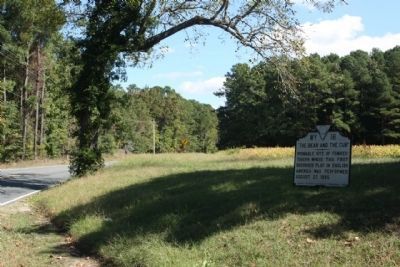 “The Bear and the Cub” Marker, looking north along Bobtown Road image. Click for full size.