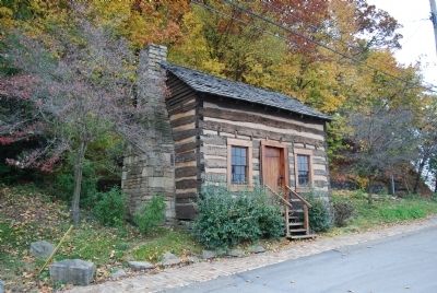 Dickson Log House image. Click for full size.
