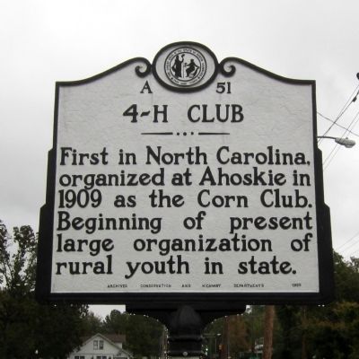 4-H Club Marker image. Click for full size.