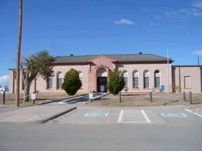 Hudspeth County Courthouse image. Click for full size.