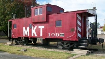 KATY Caboose No. 109 and Markers image. Click for full size.