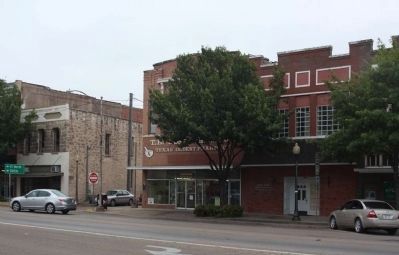 Bond's Alley Marker, along W Elm Street. Click for full size. Bond's Alley Marker, along W Elm Street image. Click for full size.