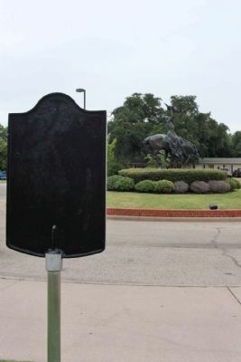 15th Texas Infantry Companies E and G Marker, traffic circle , Navarro College image. Click for full size.