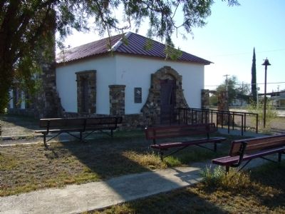 First School House Marker image. Click for full size.