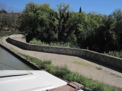 The Canal du Midi Canal-Bridge crossing over the Repudre. image. Click for full size.