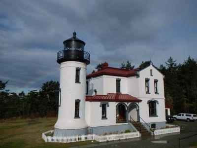 Admiralty Head Lighthouse image. Click for full size.