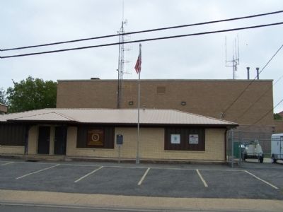 Site of the First Courthouse Marker along West 1st Avenue image. Click for full size.