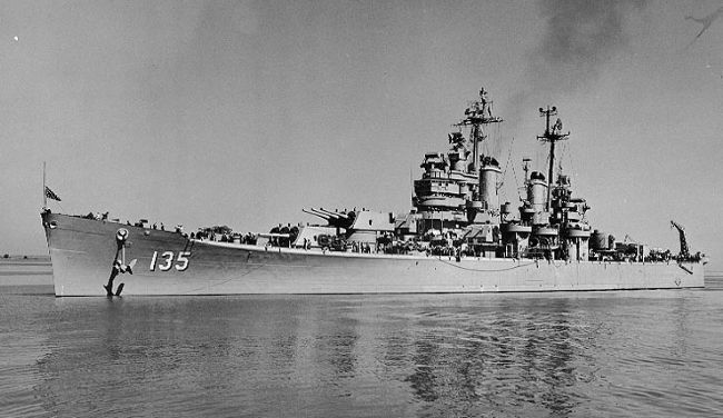 U.S.S. <i>Los Angeles</i> - 1952. Click for full size. U.S.S. <i>Los Angeles</i> - 1952 image. Click for full size.