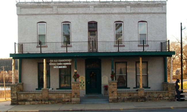 The Old Commercial Hotel and Markers