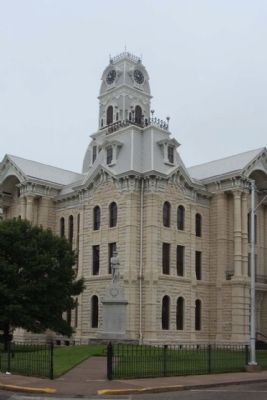 Courthouse Bell Tower and Confederate Memorial image. Click for full size.