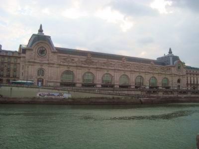 Musee d'Orsay from the Seine image. Click for full size.