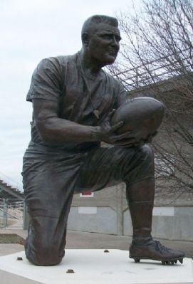 Statue of Walter "Kayo" Emmot. Click for full size. Statue of Walter "Kayo" Emmot image. Click for full size.