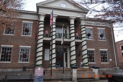 Courthouse Marker. Click for full size. Courthouse Marker image. Click for full size.