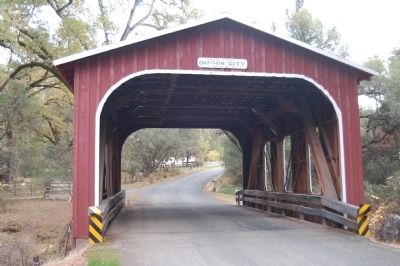 Oregon City Covered Bridge image. Click for full size.