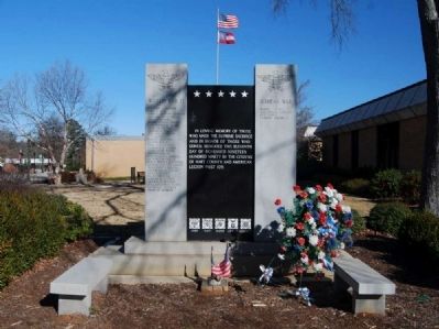 Hart County World War II & Korean War Memorial image. Click for full size.