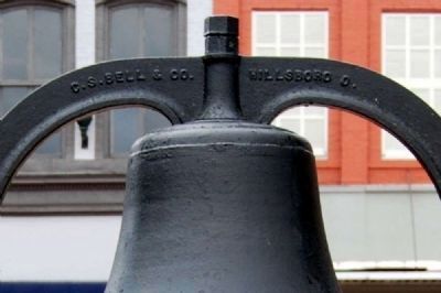 "Big Bob" Foundry Marking<br>C.S. Bell & Co, Hillsboro O image. Click for full size.