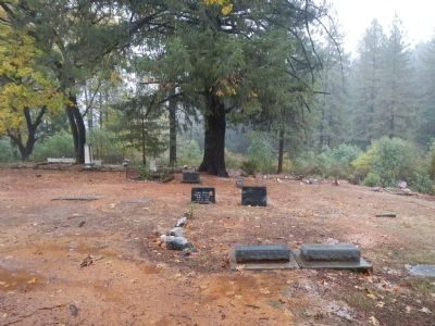 Yankee Hill Cemetery image. Click for full size.