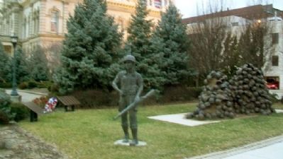 World War II and Korean War Memorial image. Click for full size.