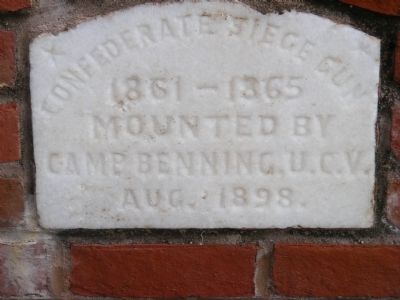 Confederate Siege Gun Marker image. Click for full size.