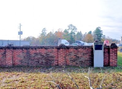 Family Burying Ground on Good Hope Plantation Marker. Click for full size. Family Burying Ground on Good Hope Plantation Marker image. Click for full size.