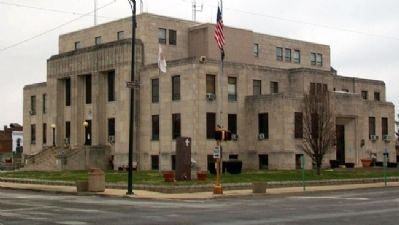 War Memorial at Jefferson County Courthouse. Click for full size. War Memorial at Jefferson County Courthouse image. Click for full size.