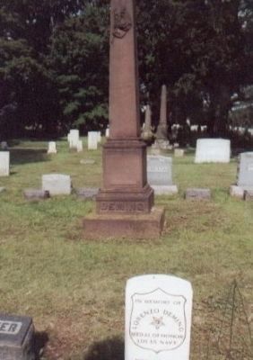Lorenzo Deming Marker. Click for full size. Lorenzo Deming Marker image. Click for full size.