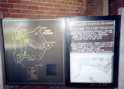Fort Pickens Marker. Click for full size. Fort Pickens Marker image. Click for full size.