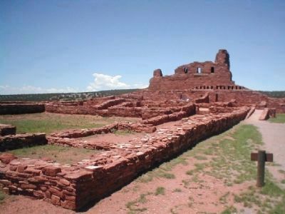 Abo Ruins image. Click for full size.