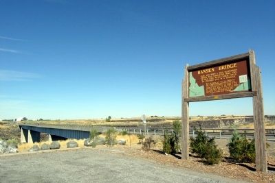 Hansen Bridge Marker image. Click for full size.