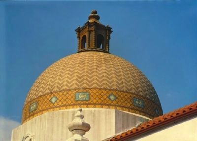Quapaw Bathhouse - Detail of dome and lantern image. Click for full size.