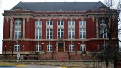 Missouri Supreme Court Building. Click for full size. Missouri Supreme Court Building image. Click for full size.