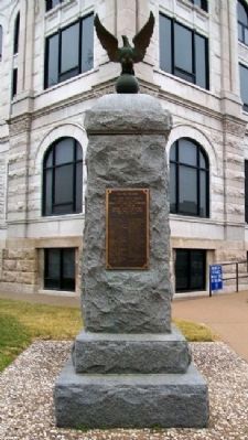 Cole County World War Memorial image. Click for full size.