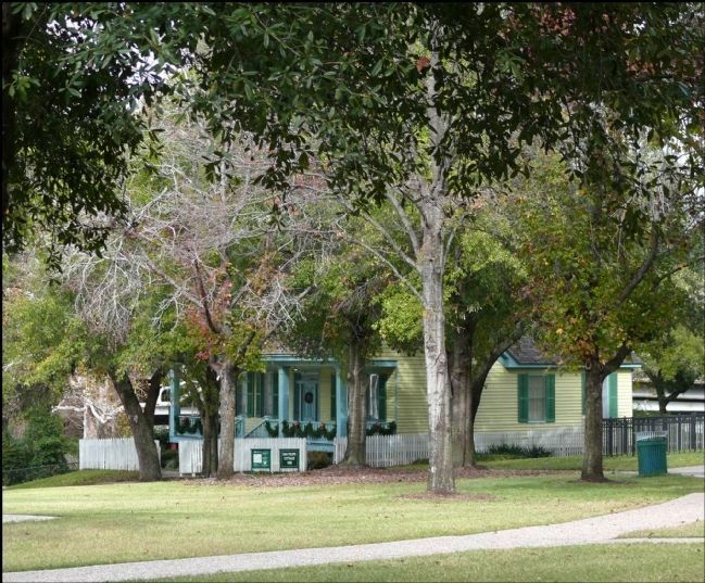 San Felipe Cottage in Sam Houston Park - Can be seen in the distance from near this marker image. Click for full size.