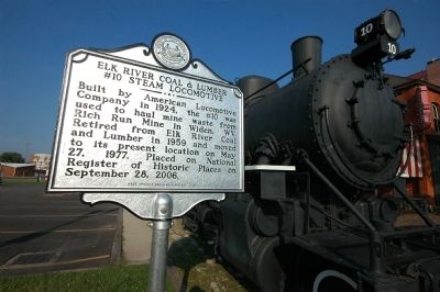 Marker at its original 2008 location image. Click for full size.