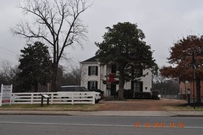 Lotz House and an associated marker image. Click for full size.