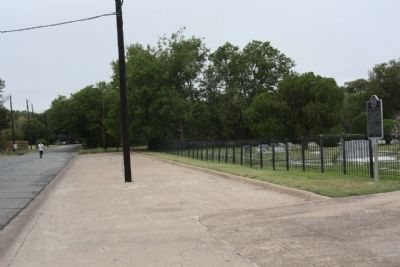 Corsicana Hebrew Cemetery Marker along West 3rd Avenue. Click for full size. Corsicana Hebrew Cemetery Marker along West 3rd Avenue image. Click for full size.