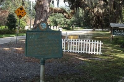 Harriet Beecher Stowe Home Marker, looking west along Mandarin Road image. Click for full size.