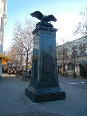 Santa Cruz County World War Memorial Marker image. Click for full size.