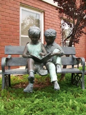 Carnegie Library Statue image. Click for full size.