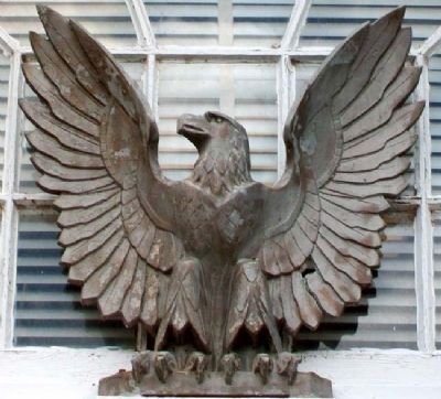 Eagle Above Post Office Entrance image. Click for full size.